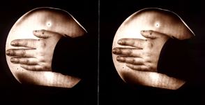 = HAND STEREO = 1996 PRINTING OUT PAPER 6 X 12 CM